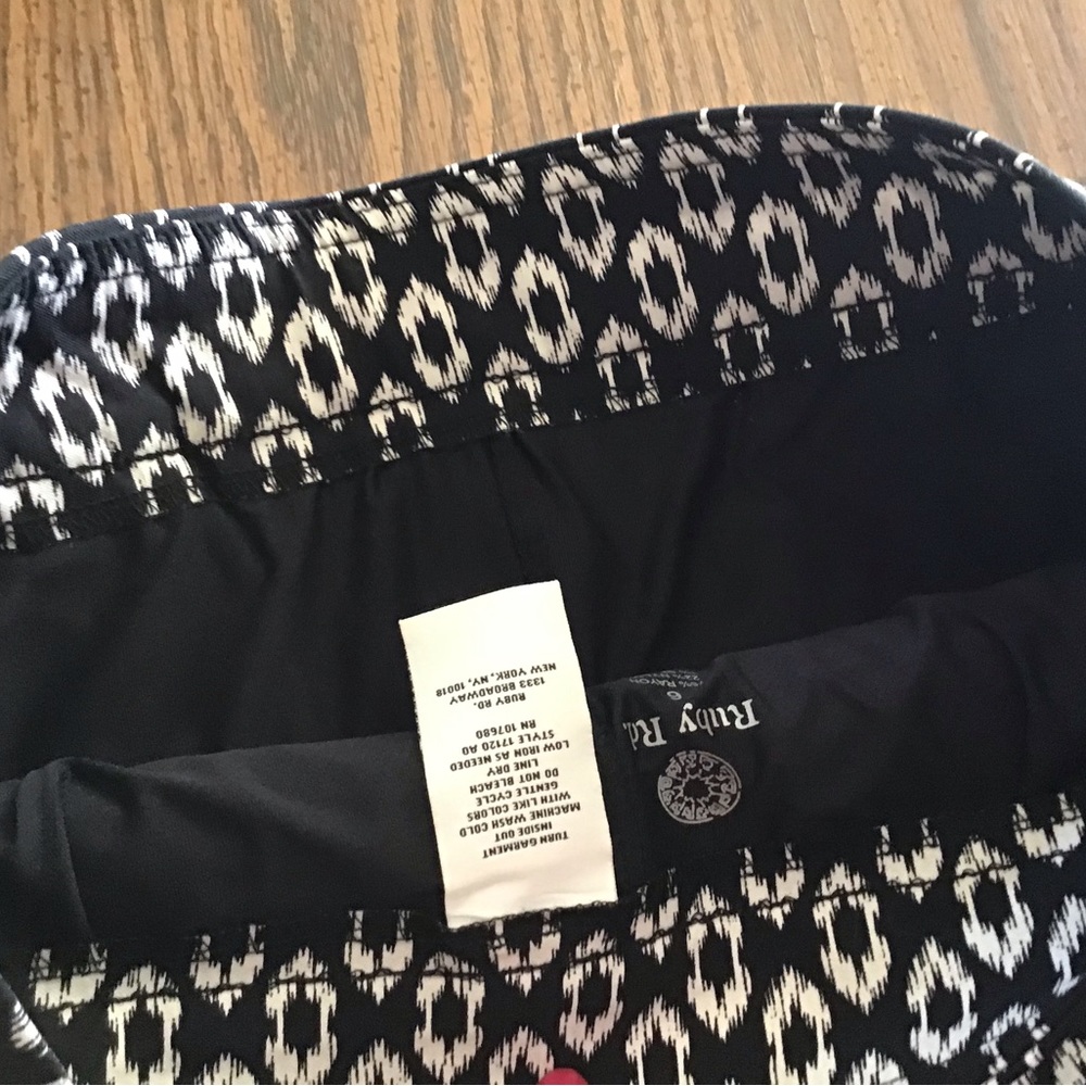 Ruby Rd Skort NWT size 6 - Picture 2 of 6